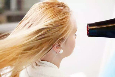 脫發(fā)患者冬季如何護(hù)理頭發(fā)